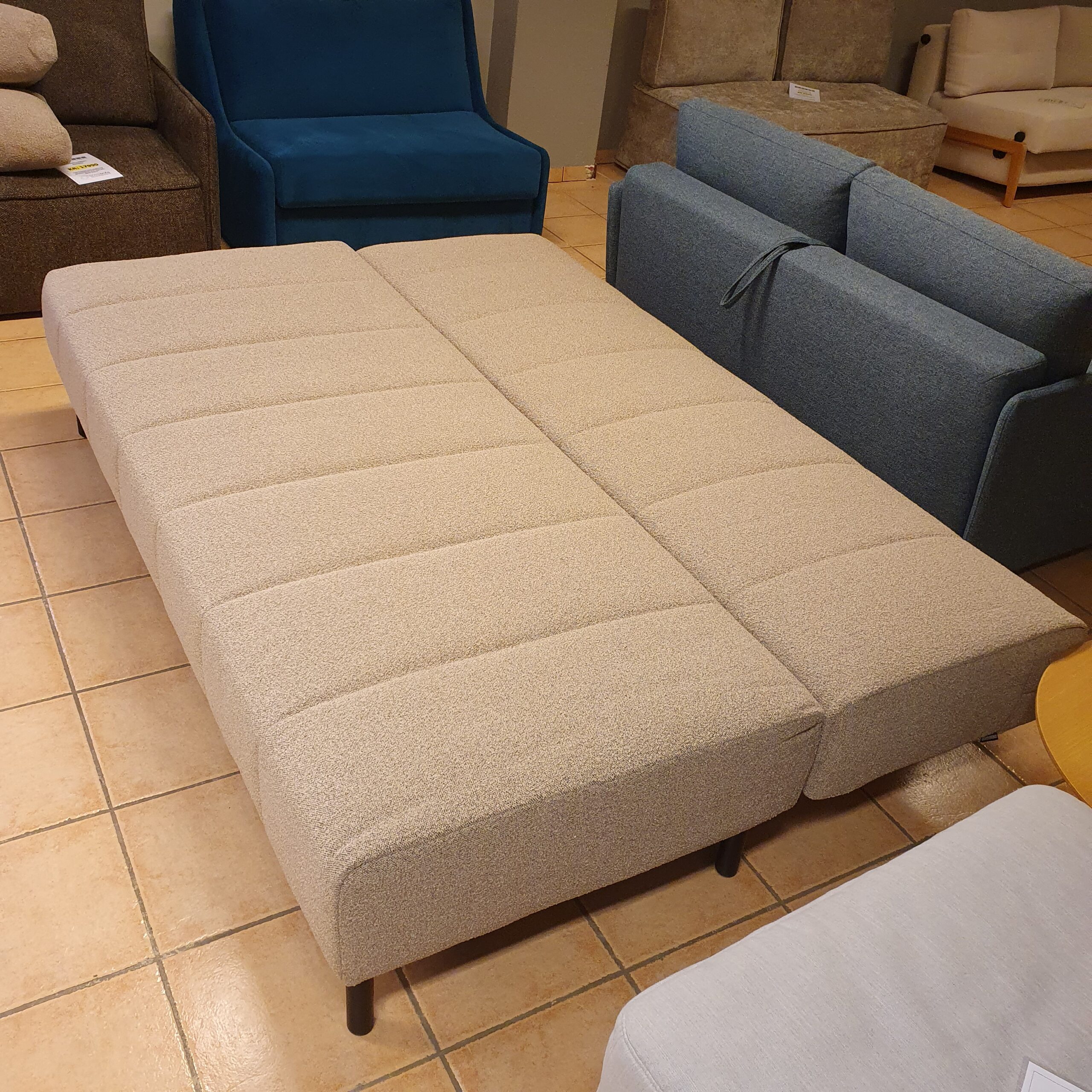 Hovden Homy 140x200 sovesofa med pocketfjærmadrass og oppbevaringsplass for sengetøy. Myk komfort! - Bilde 4