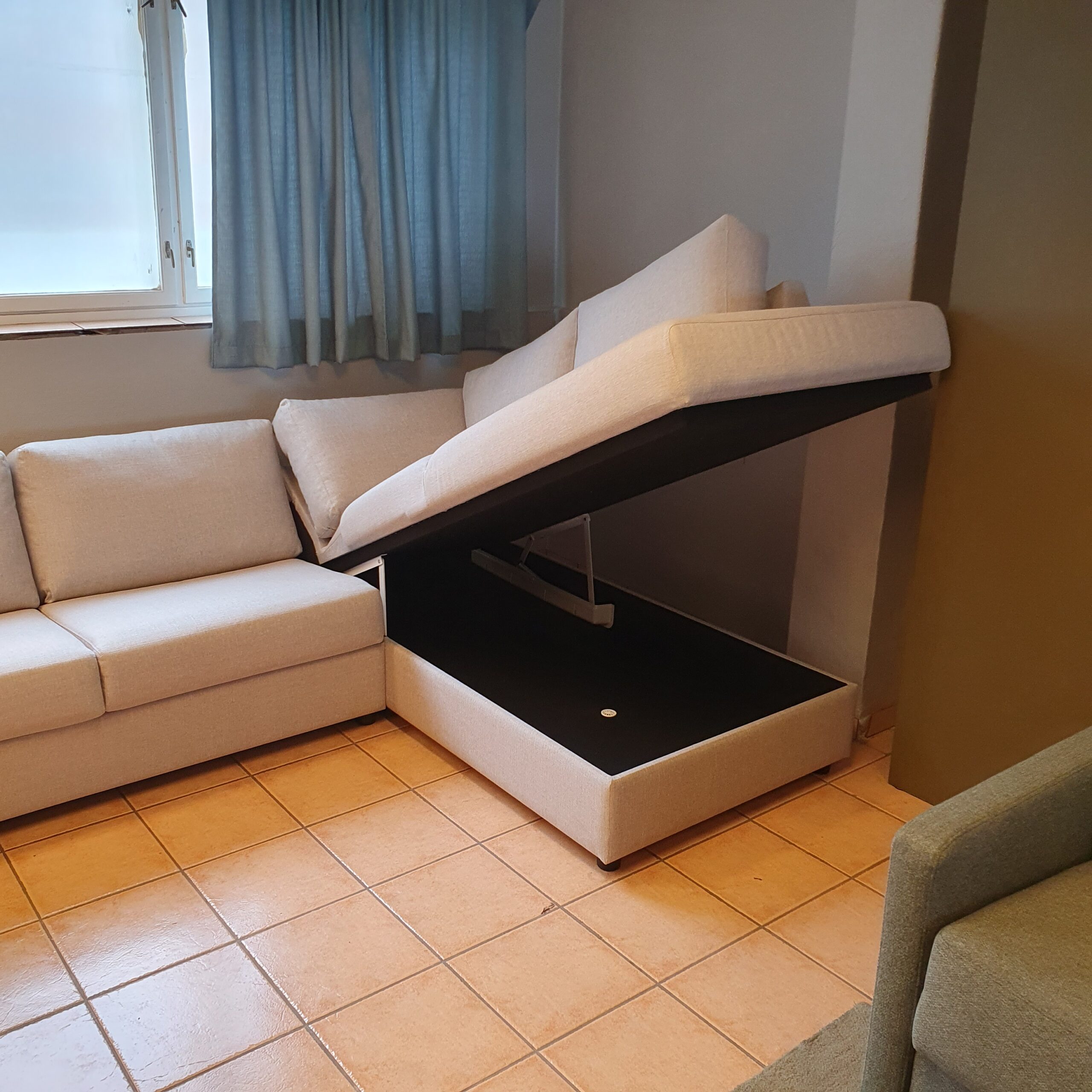 Hovden mySOFABED 140 hjørnesovesofa med åpen endeavslutning. Enkel i bruk, oppbevaringsplass, god komfort - seng 140x200 - Bilde 5