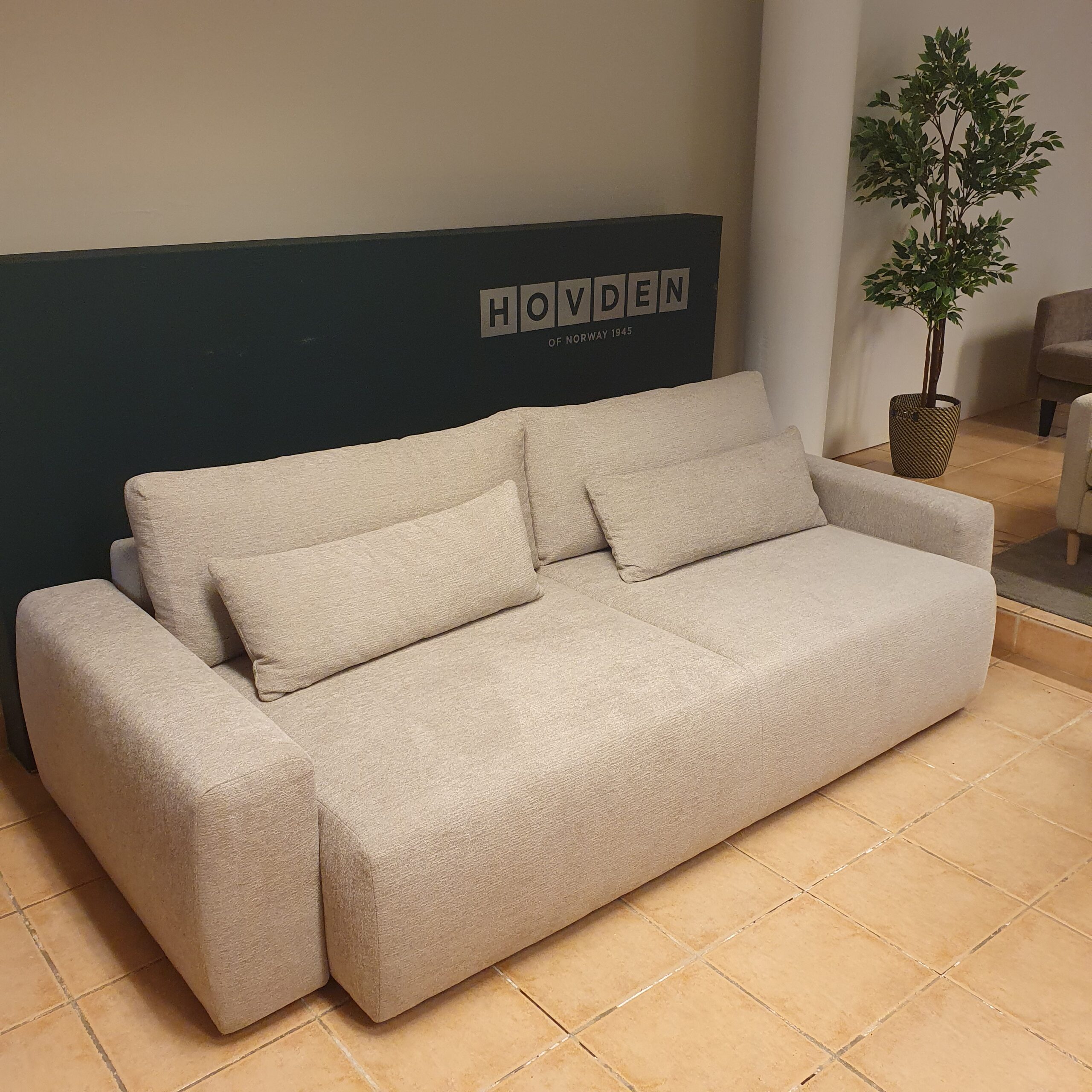 Hovden Melody 3-seter sovesofa utstilling selges - Bilde 3