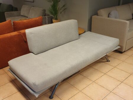 Alternative view of Dienne Nicla daybed med seng 80x200. Plasseffektiv med god komfort. Avtakbare trekk.