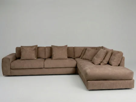 Produktbilde: Hovden Sweet Åpent Hjørne luksus hjørnesovesofa i fargen Mocha Mousse. Dyp sittekomfort og 180 cm pocketfjær madrass.