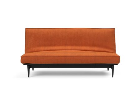 Innovation Colpus 140 sovesofa med komfortabel Spring-madrass og stilrent Sharp-betrekk i farge 412 på hvit bakgrunn