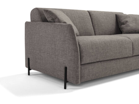 Detaljbilde av Modern sovesofa fra Dienne med strukturert grått tekstil og moderne finish